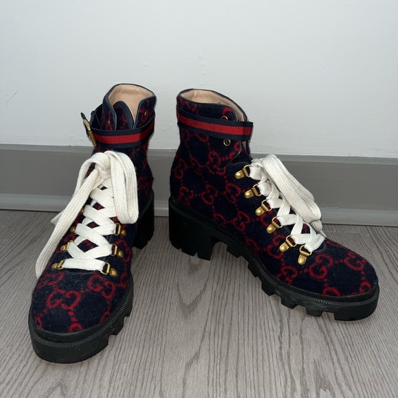 Gucci Navy and Red GG Ankle Boot - Picture 2 of 5
